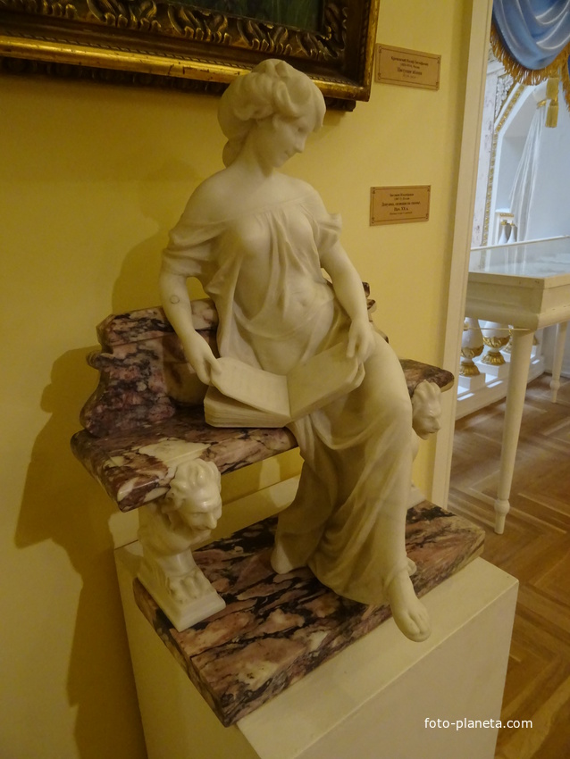 Павловский дворец. Выставка &quot;Мир женщины и её увлечений&quot;