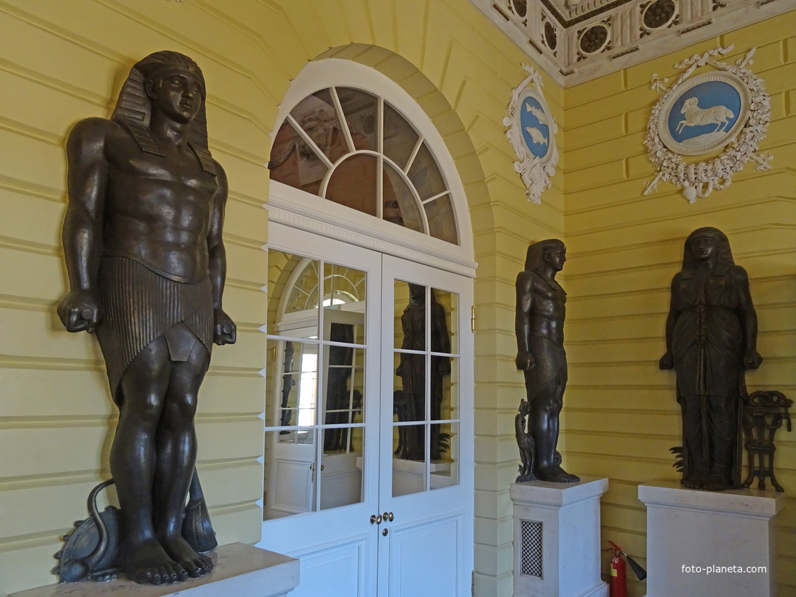 Павловский дворец