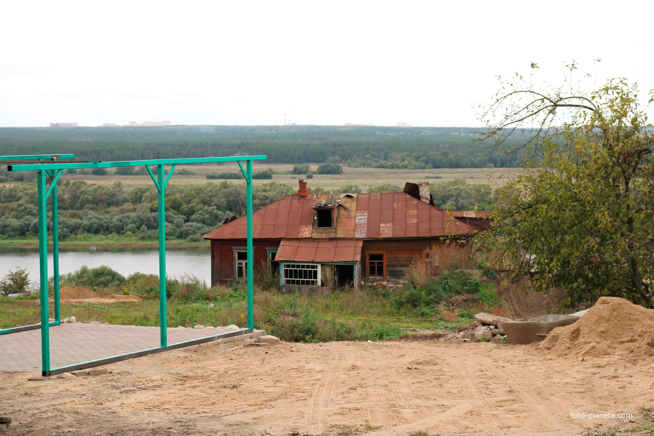 У часовни, улица Коммуны