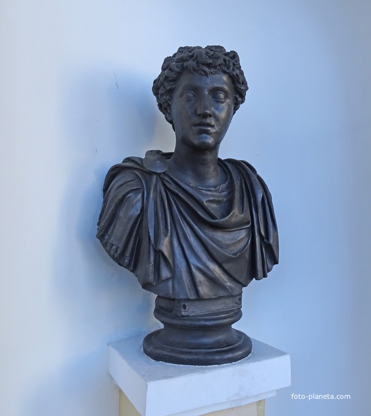 Павловский дворец. Скульптура