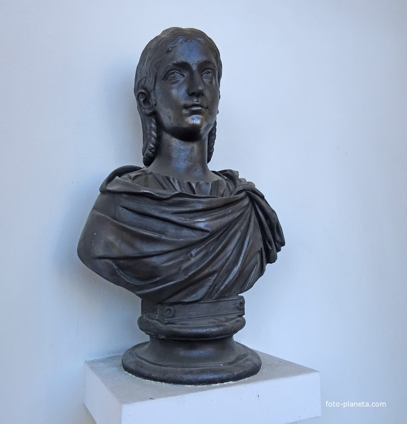 Павловский дворец. Скульптура