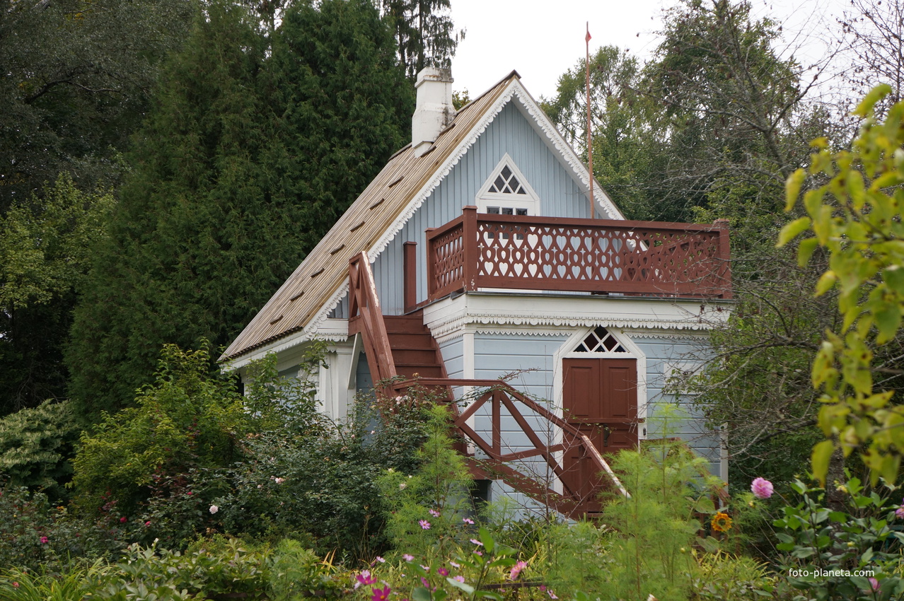Усадьба А.П.Чехова, флигель-Чайка