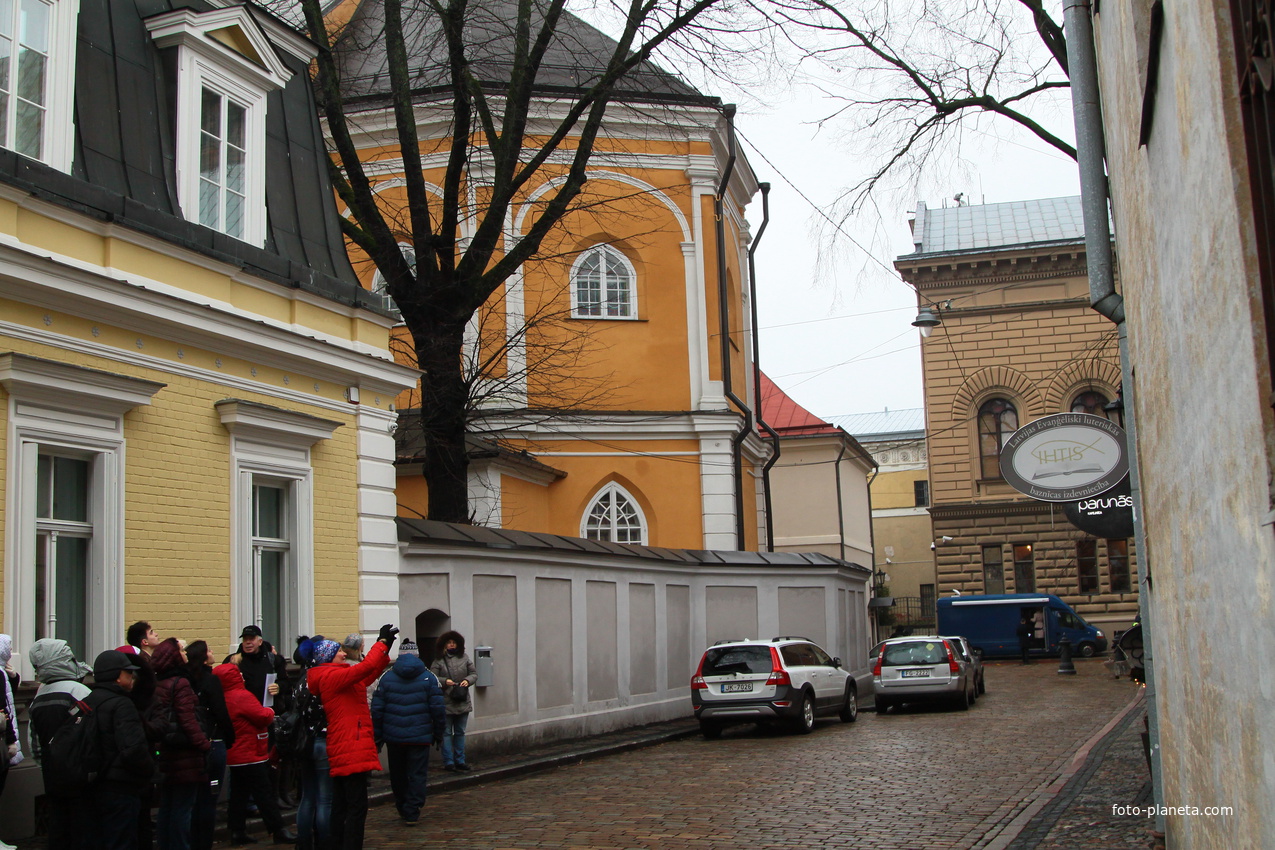 Улица Маза Миеснику