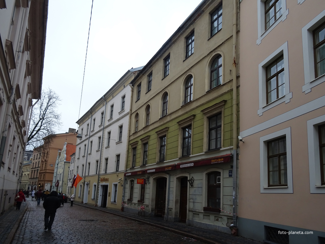 Улица Маза Пилс