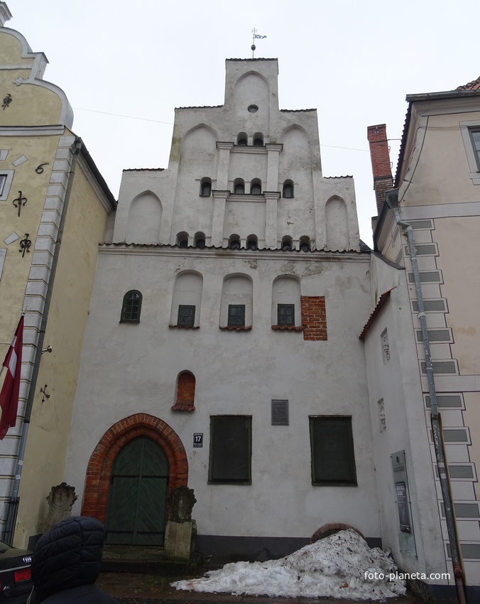 Улица Маза Пилс