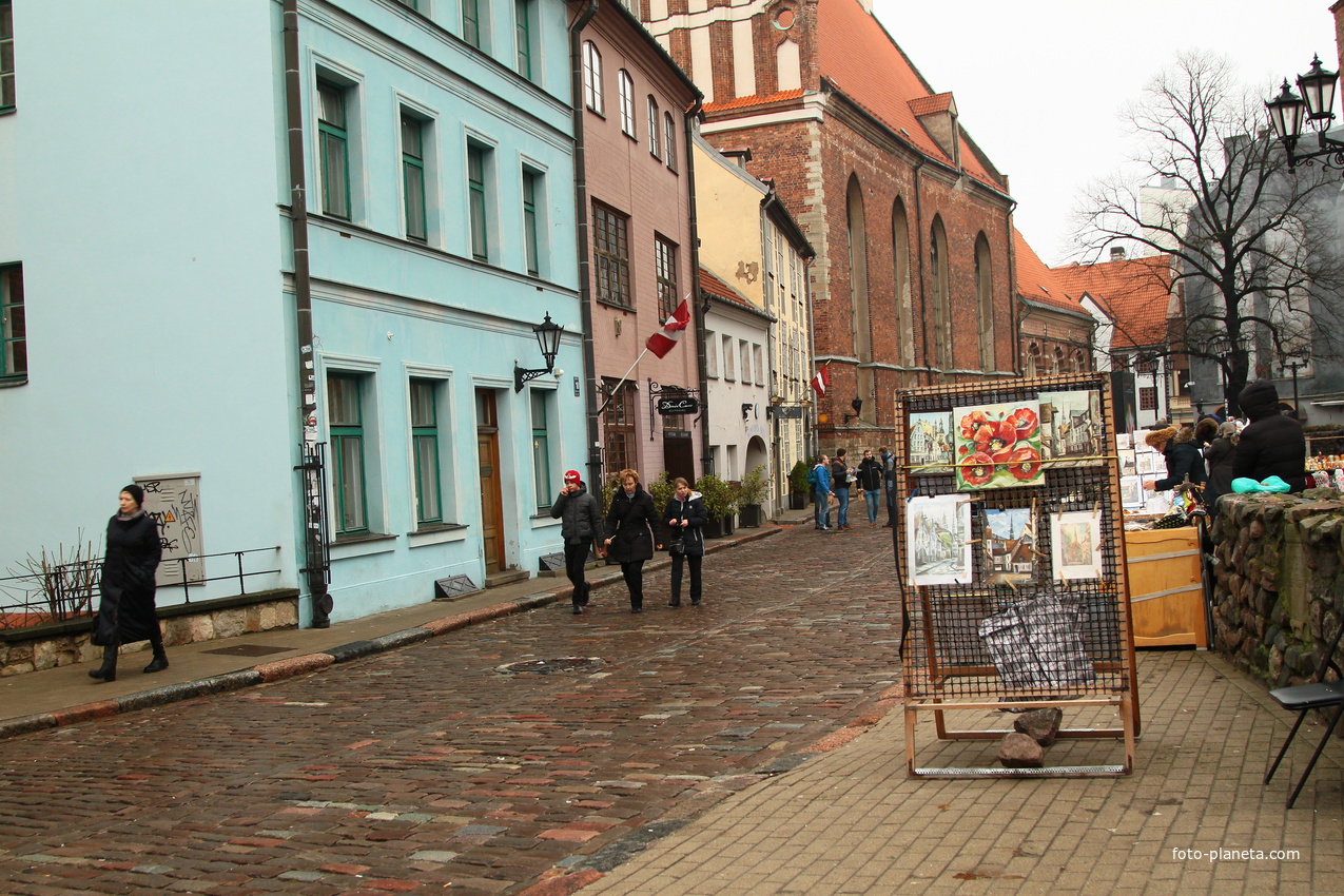 Улица Скарню