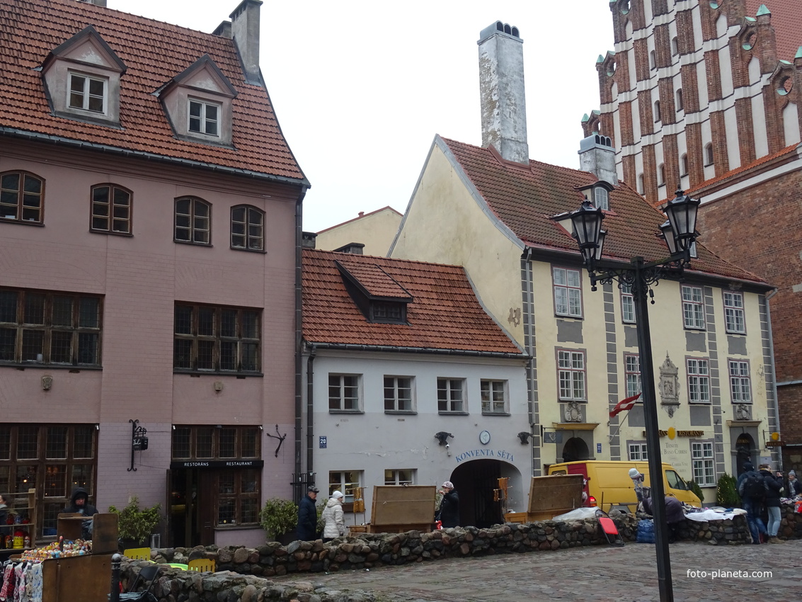 Улица Скарню