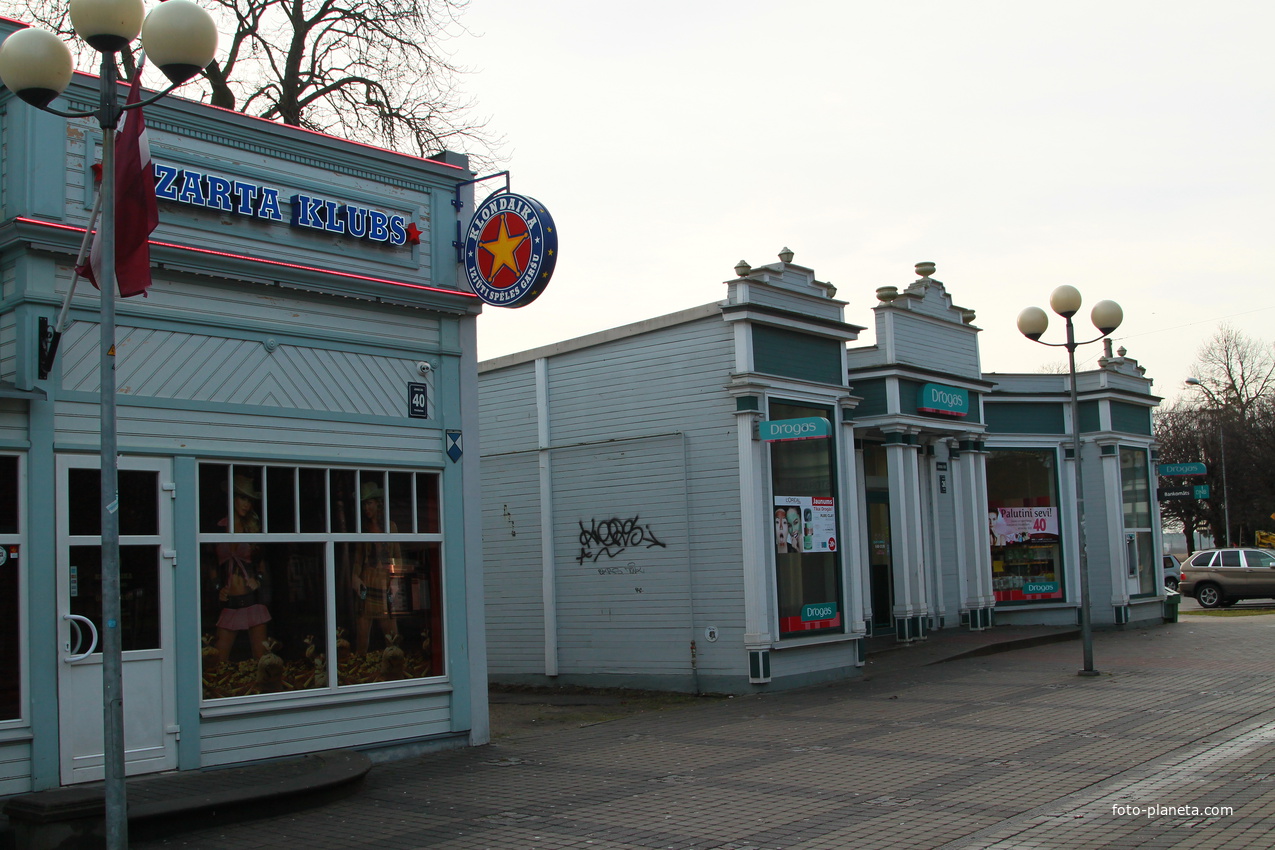 Улица Йомас