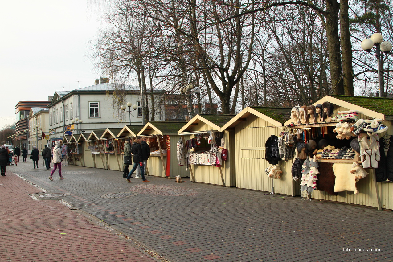 Улица Йомас