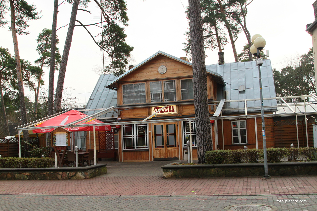 Улица Йомас