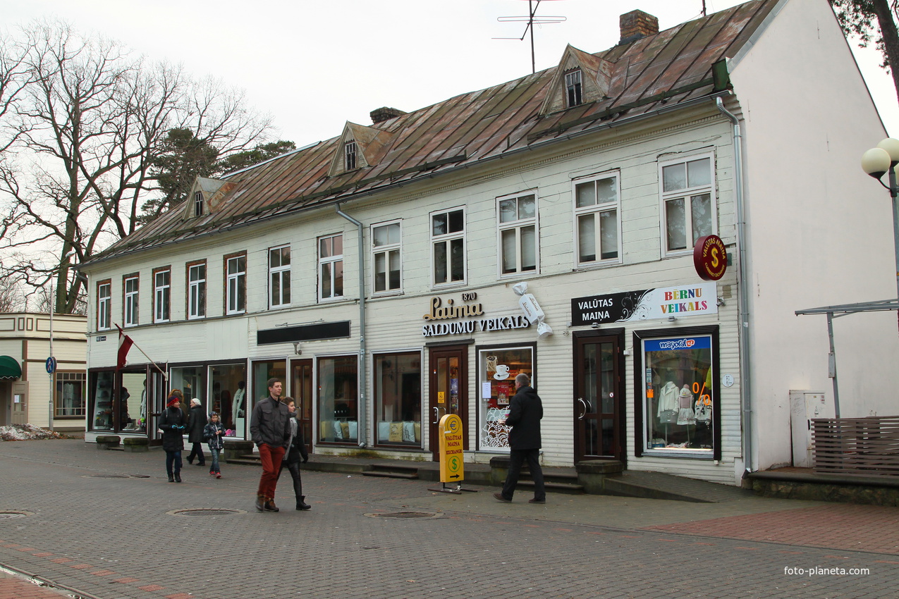 Улица Йомас