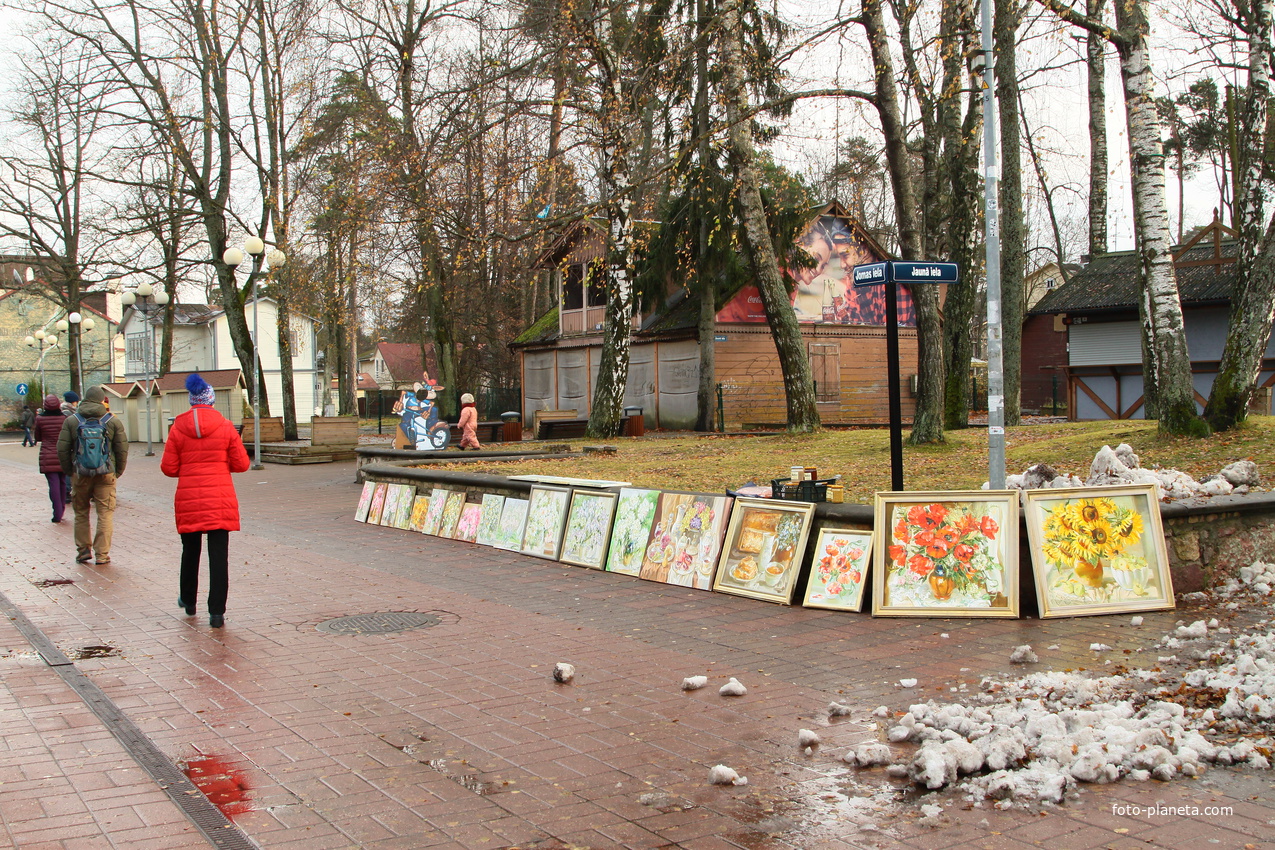 Улица Йомас