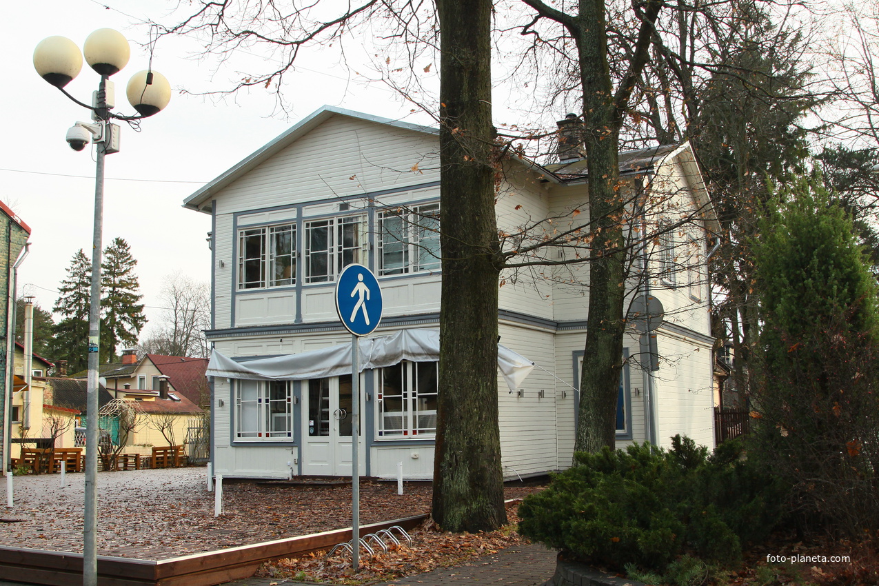 Улица Йомас