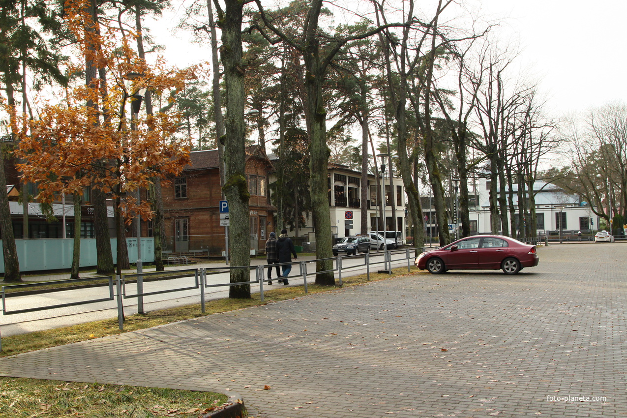 Проспект Дзинтари