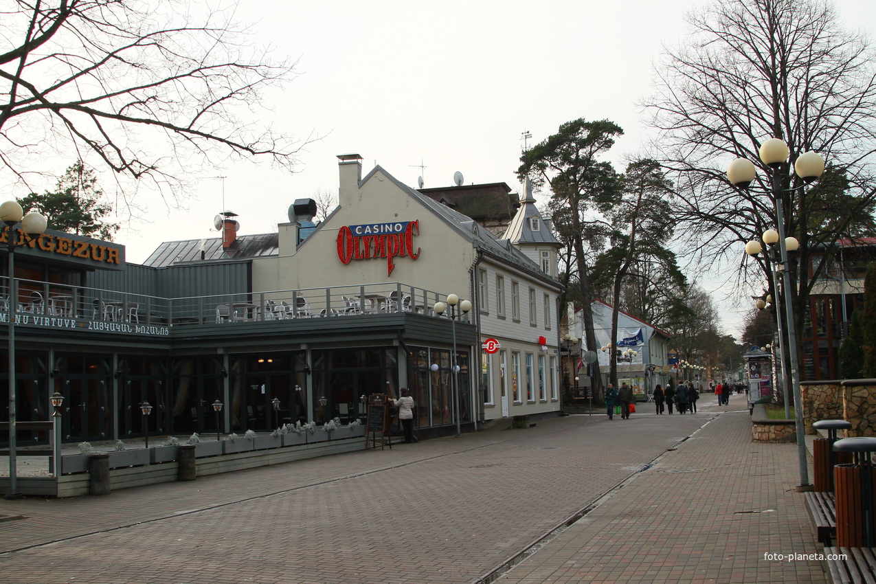 Улица Йомас