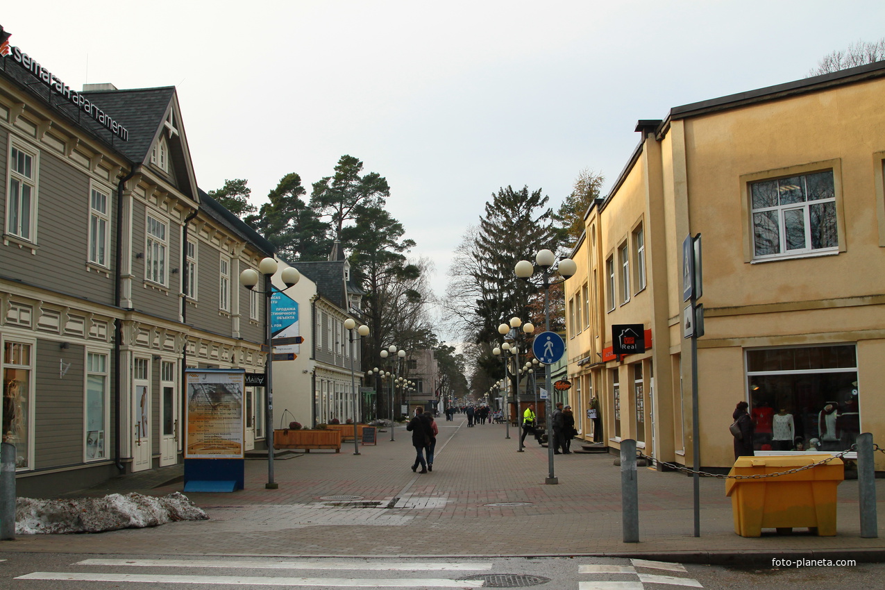 Улица Йомас