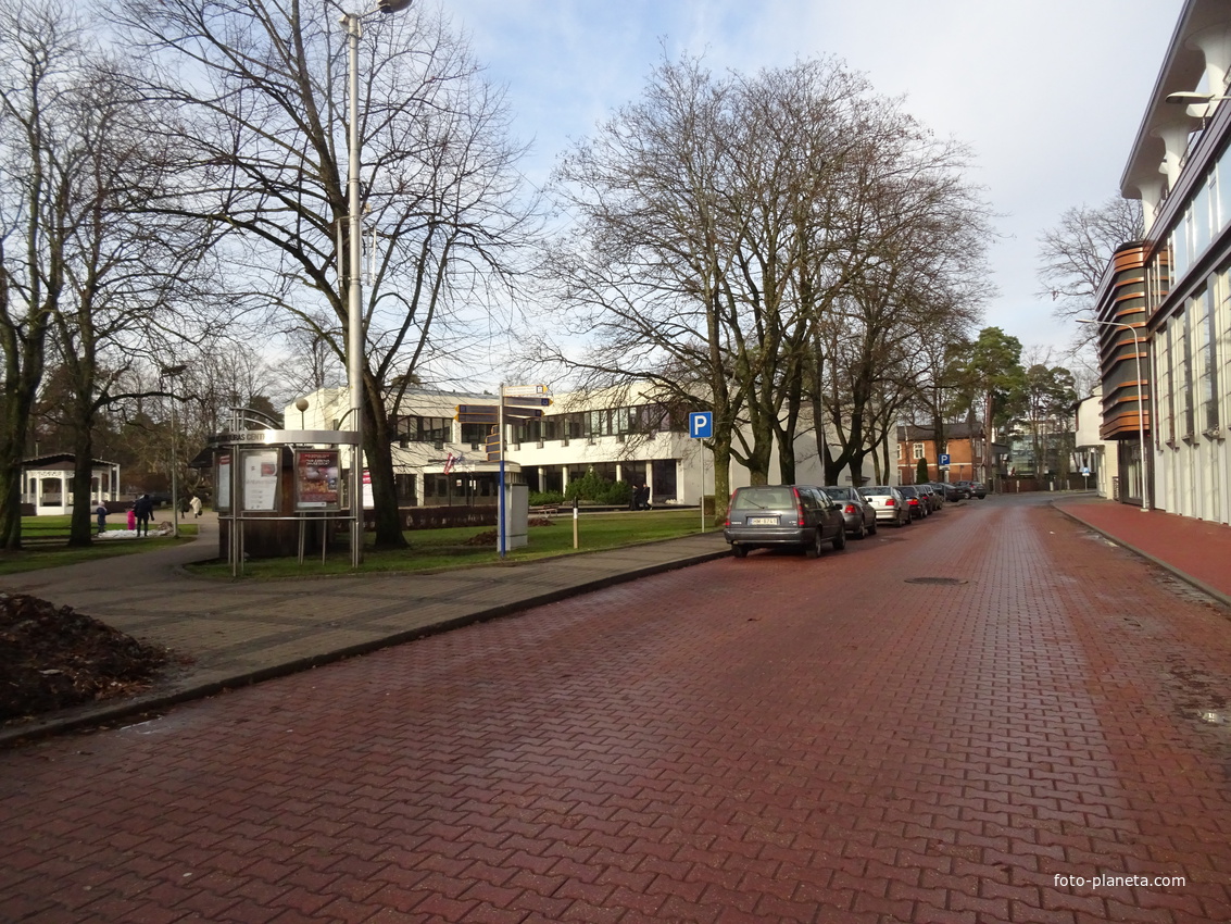 Улица Йомас