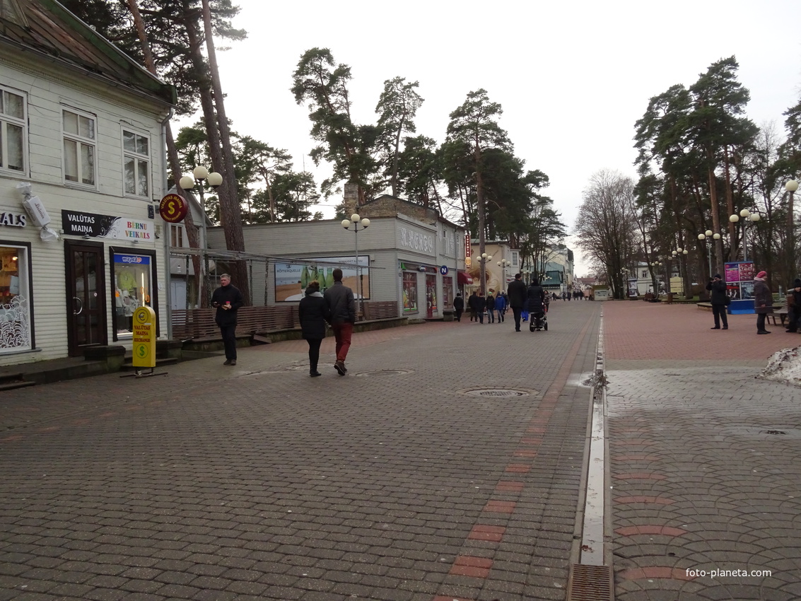 Улица Йомас