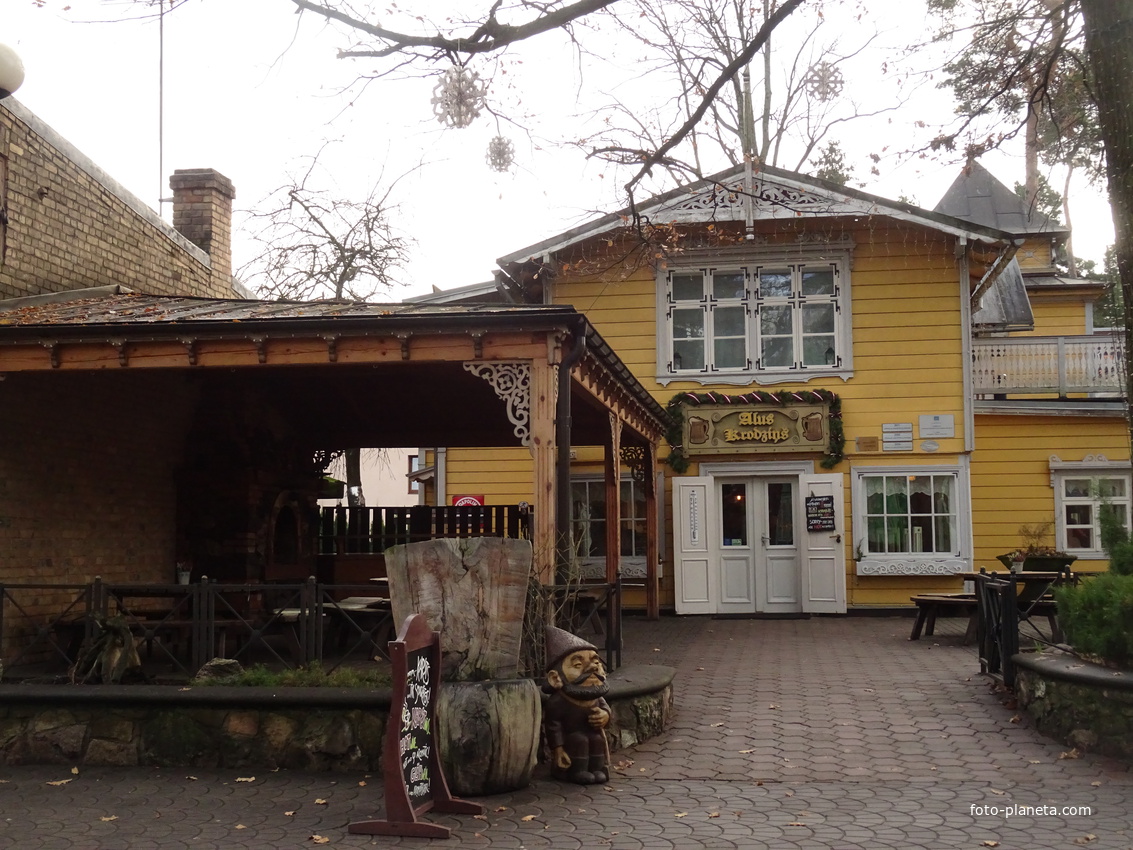 Улица Йомас