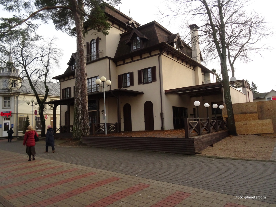 Улица Йомас