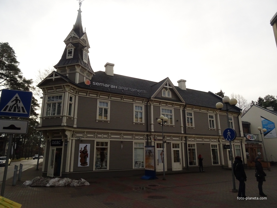 Улица Йомас