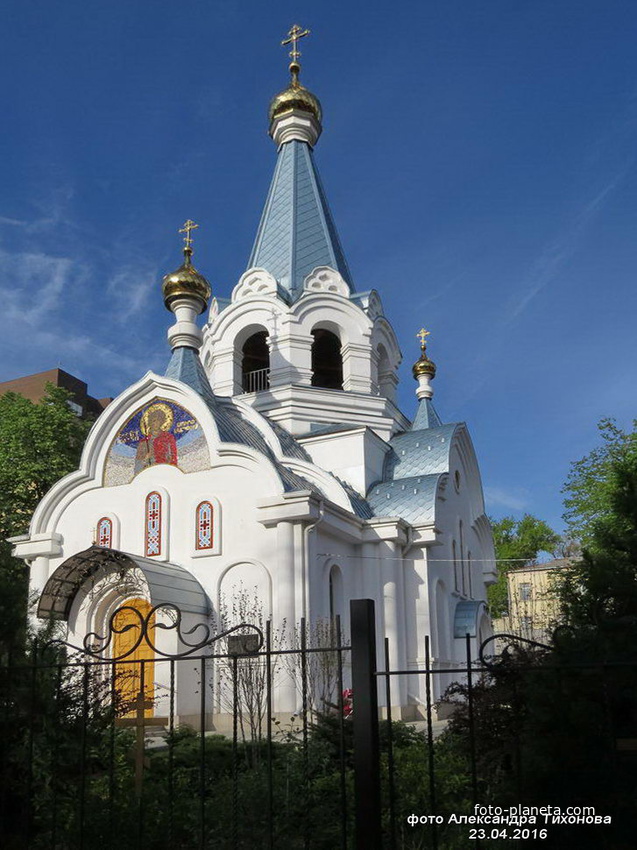 Церковь Георгия Победоносца при Свято-Георгиевской православной классической гимназии.