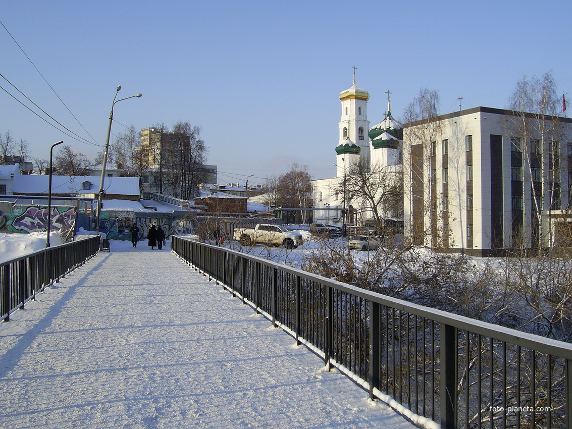 Н. Новгород - Пешеходный мост через Почаинский овраг