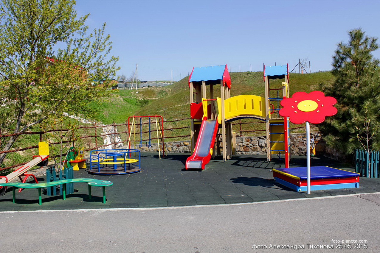 Детская площадка