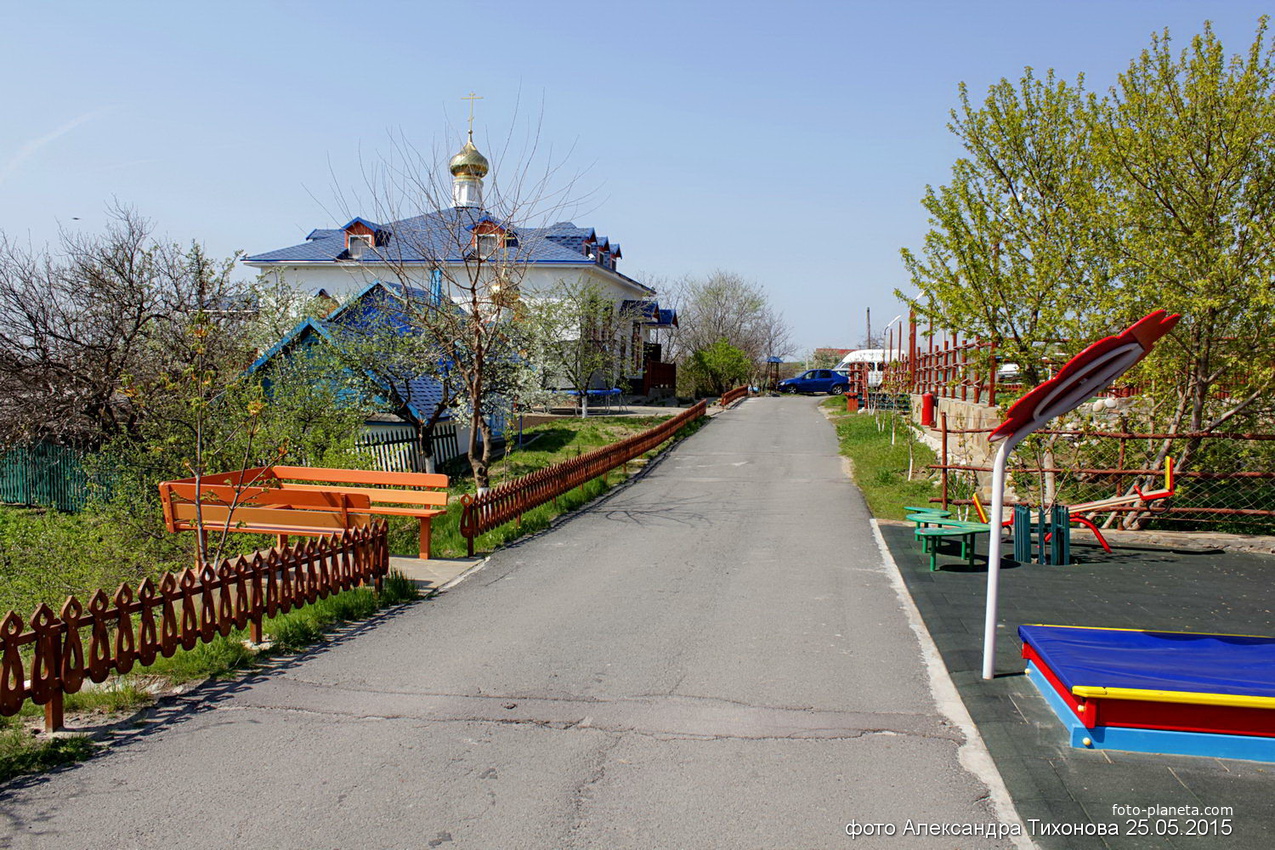 Главная улица хутора