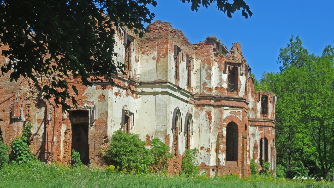 Гостилицкий Дворцово-парковый ансамбль