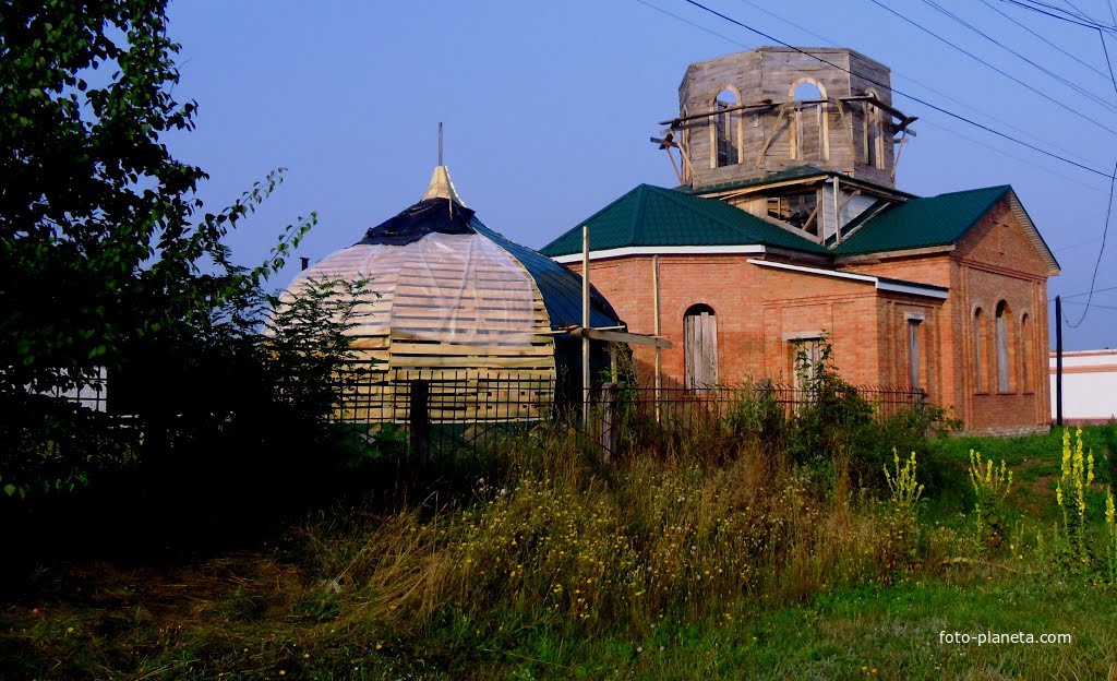 Будівництво церкви на Чмижині