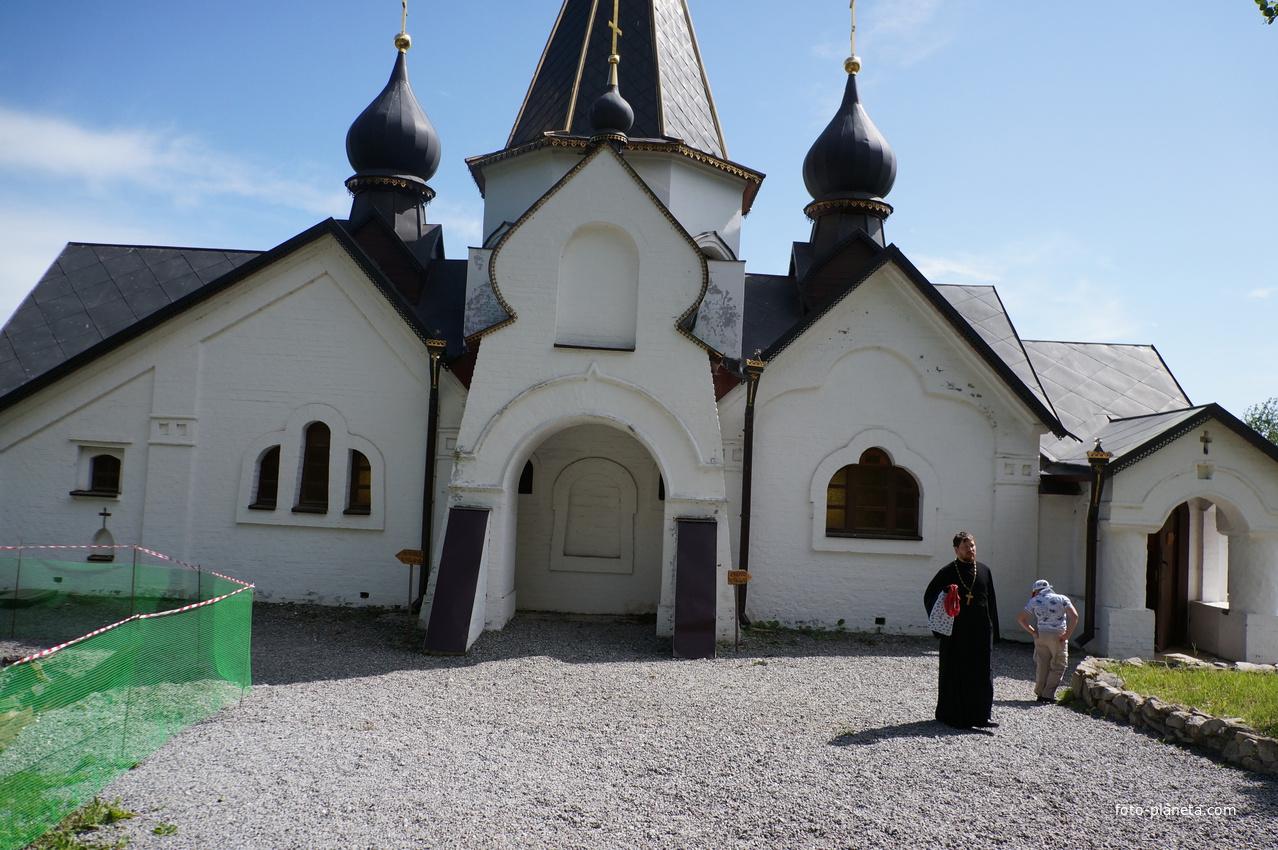 Часовня-купальня на святом источнике Иоанна Богослова в Пощупово