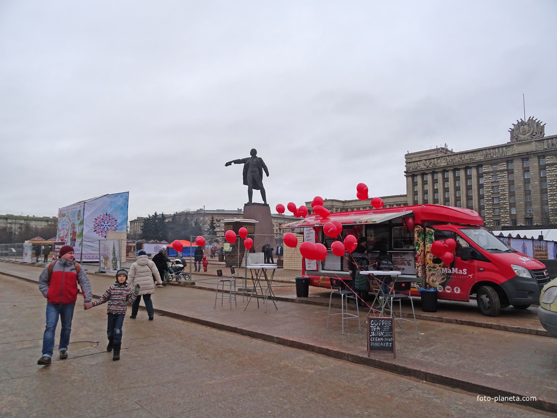 Московская площадь