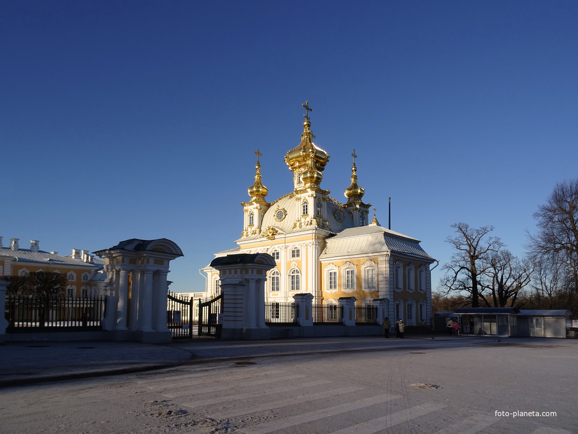 церковь большого дворца петергофа