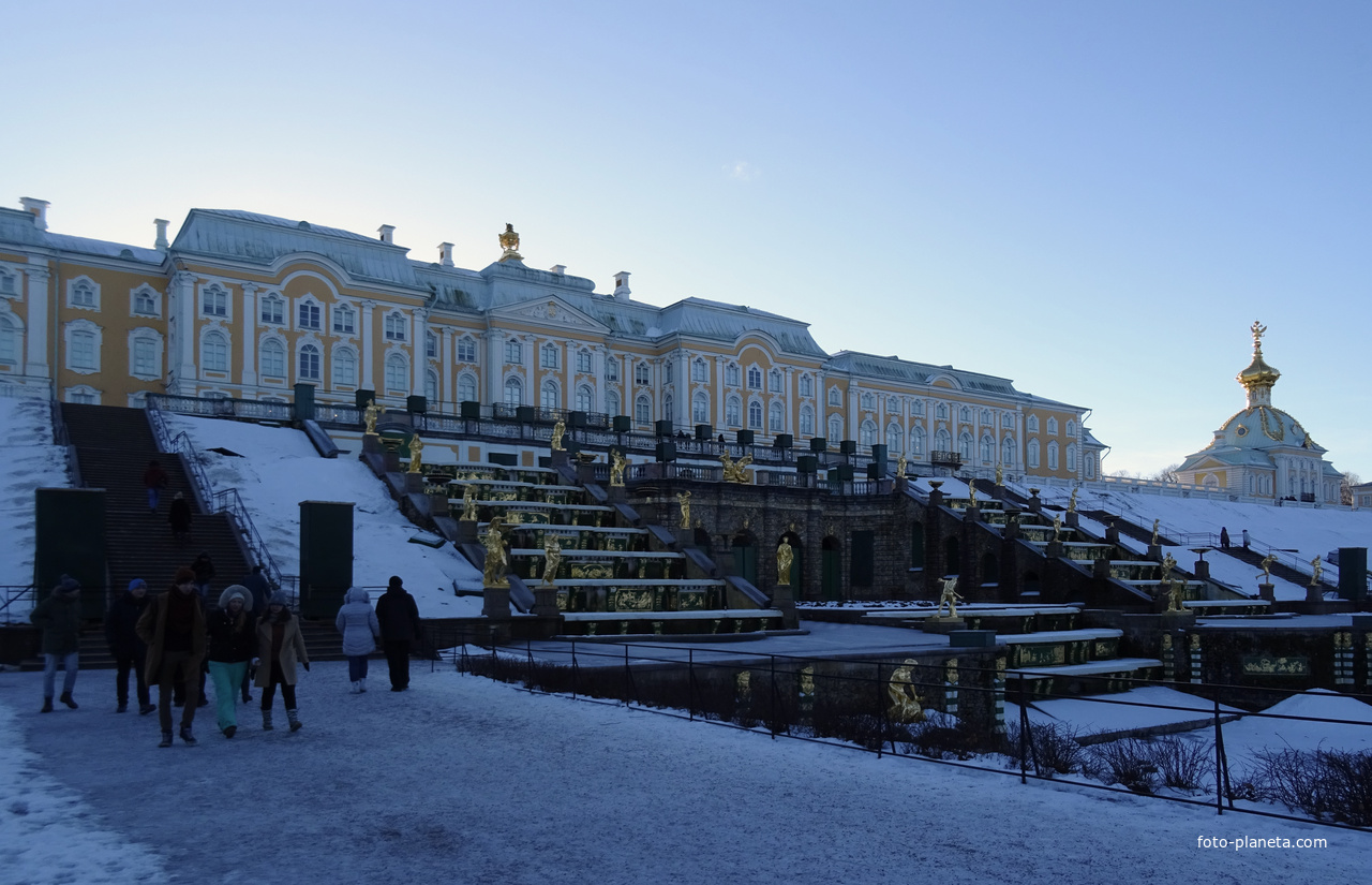 Большой Петергофский дворец
