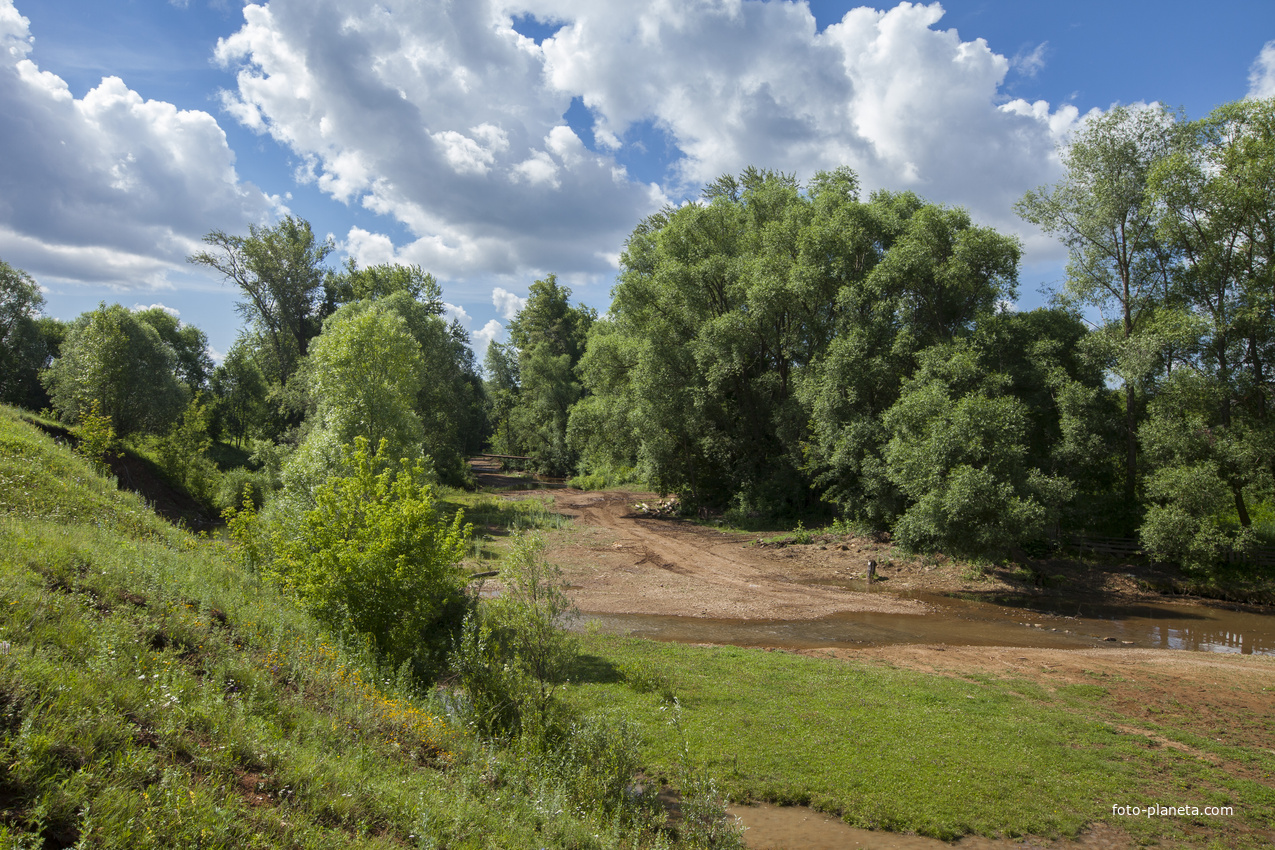 Побережье реки Уча.