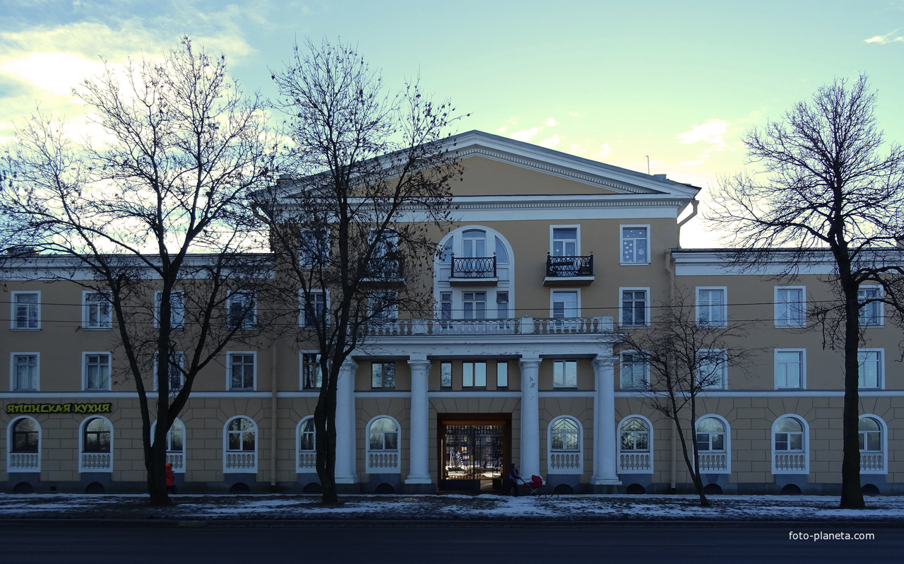 Санкт-Петербургское шоссе, дом 68