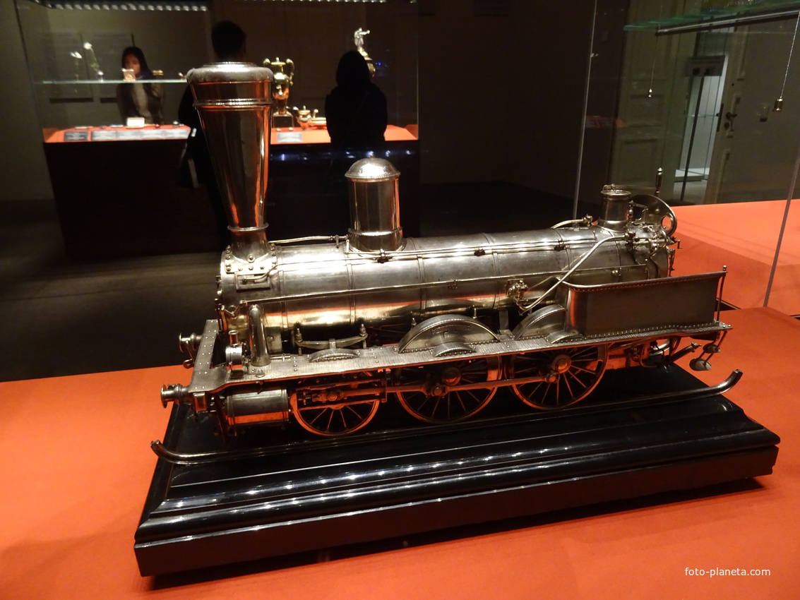 Экспозиции Эрмитажа в Главном штабе. Залы памяти Карла Фаберже.