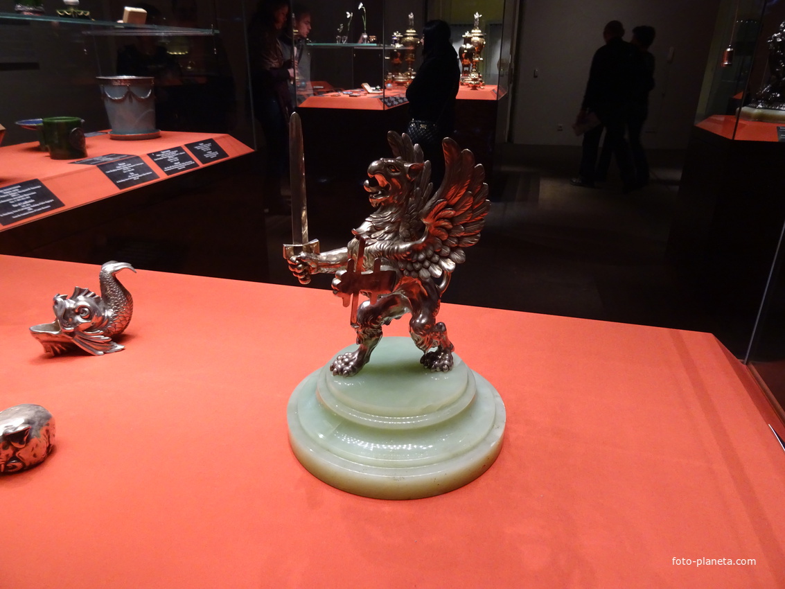 Экспозиции Эрмитажа в Главном штабе. Залы памяти Карла Фаберже.