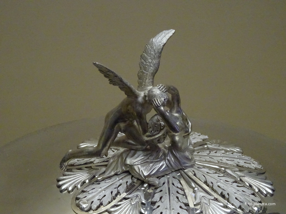 Экспозиции Эрмитажа в Главном штабе. Залы искусства русского ампира XIX - XX веков.