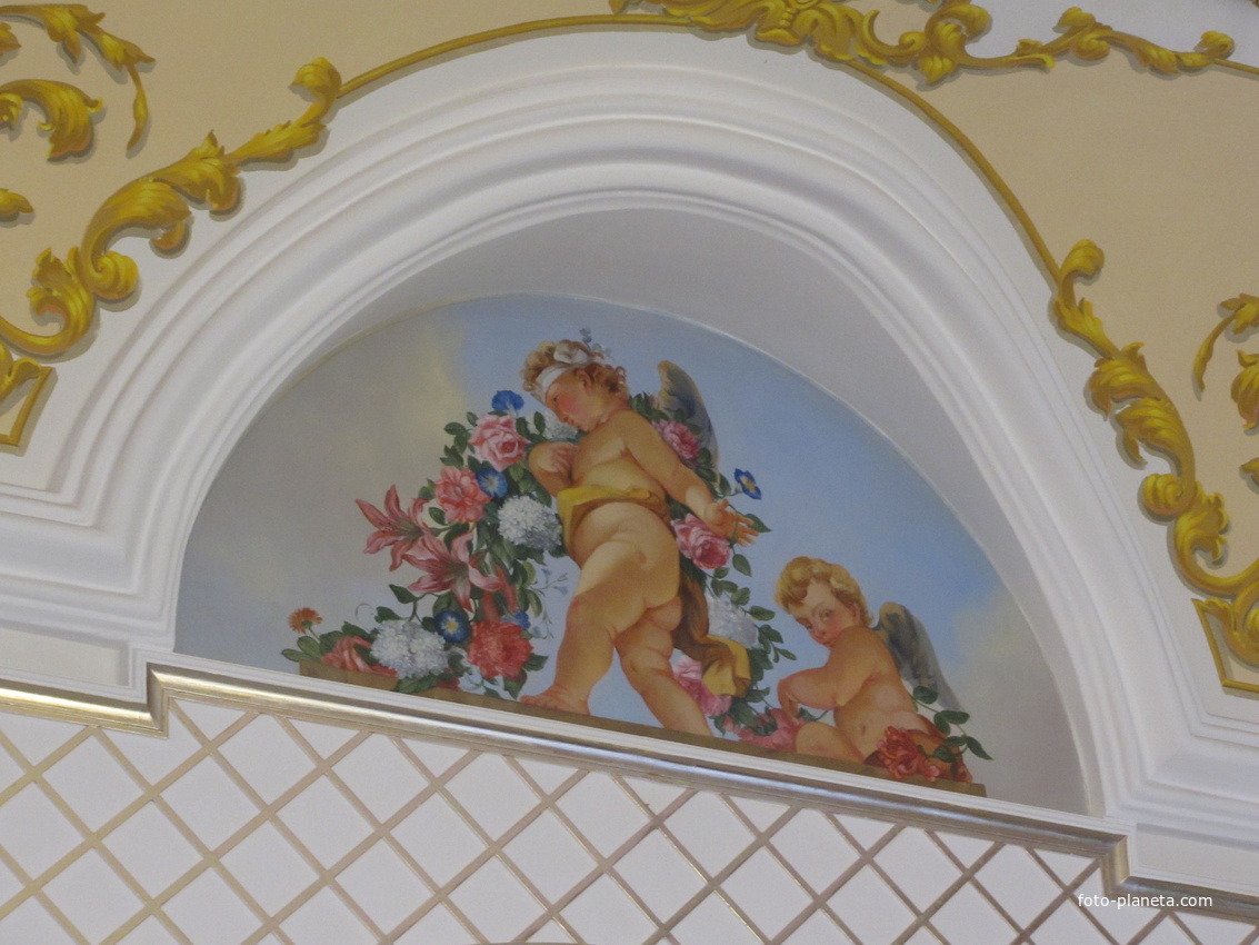 Елизатевинский дворец в Дылицах. Интерьеры