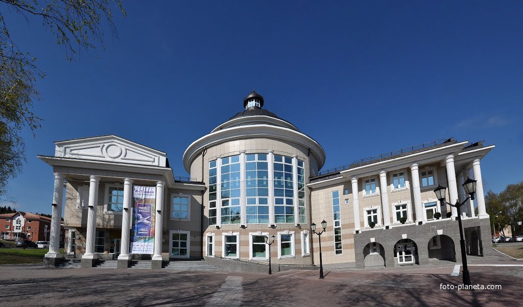 БУ ХМАО - Югры "Государственный художественный музей"