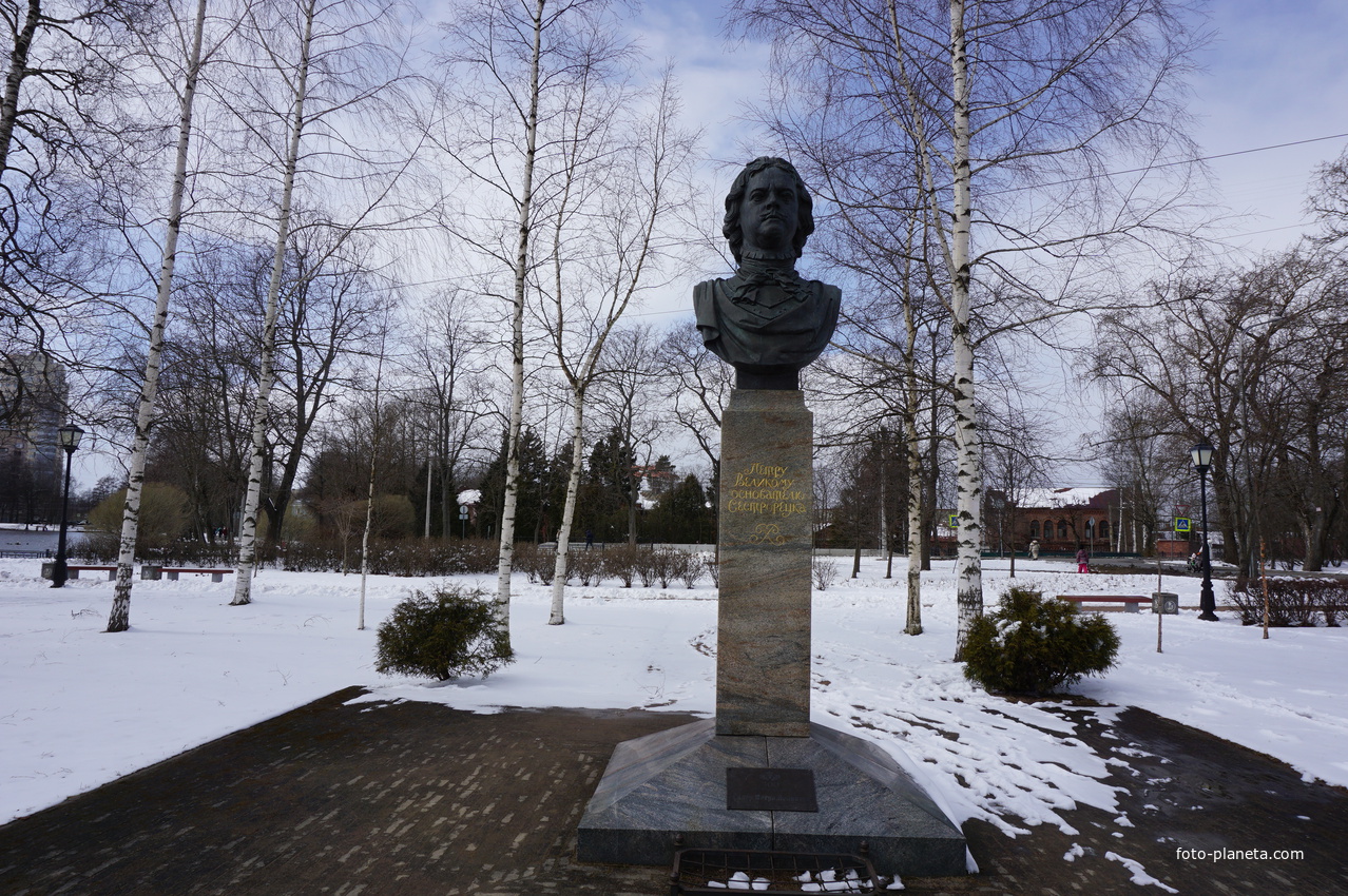 Пётр 1.-основатель города Сестрорецк.