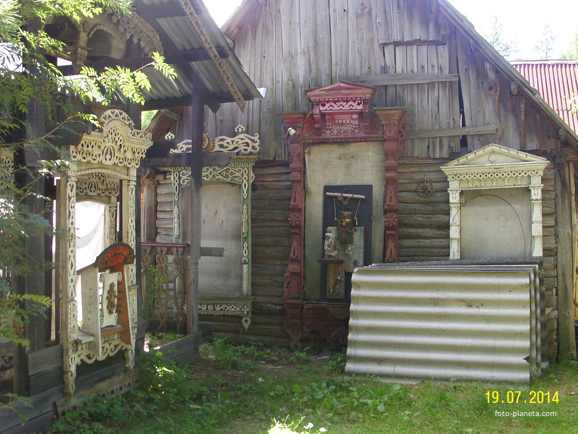 На территории музея &quot;Уходящая Мещера&quot; в посёлке Туголесский Бор