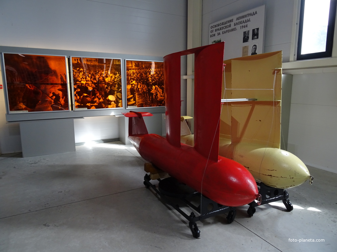 Музей &quot;Дорога Жизни&quot;. Павильон крупногабаритных экспонатов.