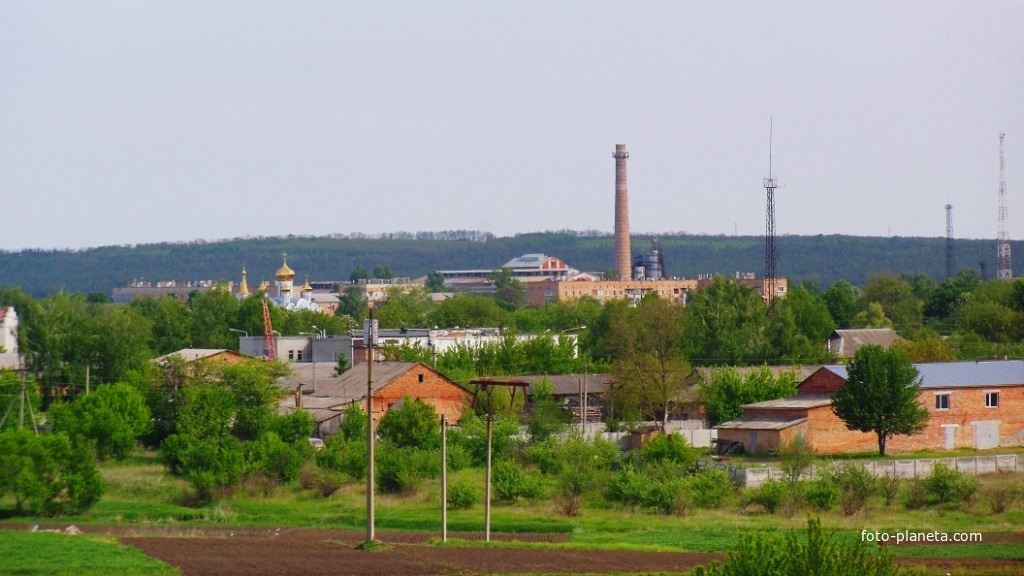 Александровка,вид на пгт с юго-восточной возвышенности.