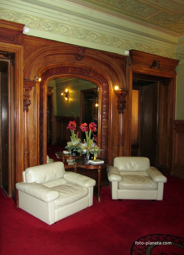 Дворец Елисеевых (Талион-Отель)