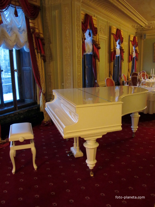 Дворец Елисеевых (Талион-Отель)