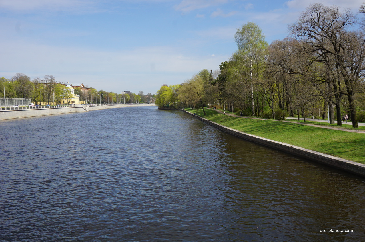 Малая невка санкт петербург. Река большая Невка в Санкт-Петербурге. Река большая Невка. Река малая Невка в Санкт-Петербурге.