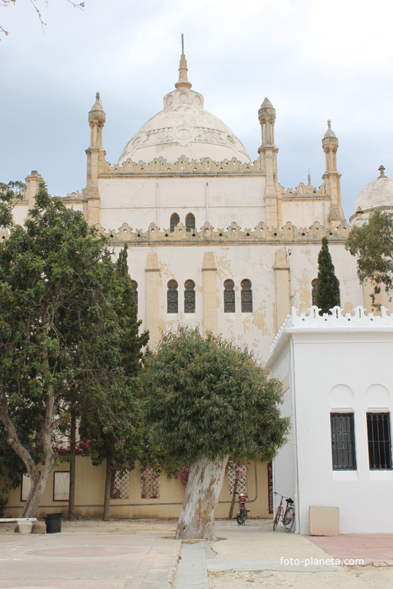 Карфаген. Собор Святого Людовика IX.